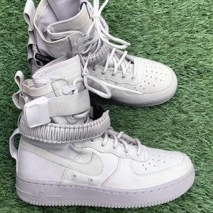 COPY - NIKE SF Air Force 1 Vast Grey High Sneakers 857872-003